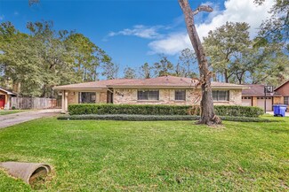 5206 Forest Trail, Baytown, TX 77521