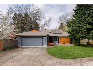 659 NE Joanne Ct, Hillsboro, OR 97124