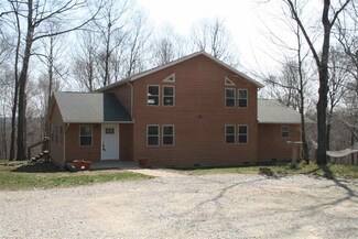 2359 S Maple Rd, Bloomfield, IN 47424