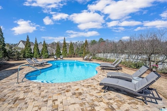 939 Griffin Park Cir, Birmingham, AL 35242