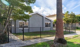 532 E 97th St Unit 3, Inglewood, CA 90301