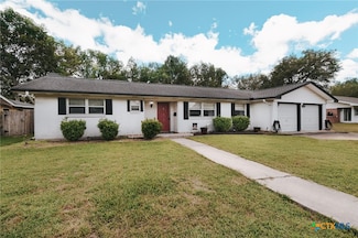 2303 Terrace Ave, Victoria, TX 77901