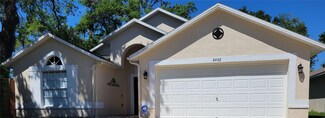 2402 Clareside Dr, Valrico, FL 33596