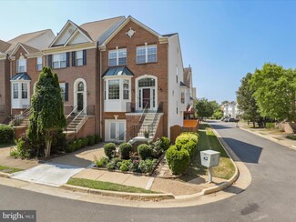 2509 Peter Jefferson Ln, Herndon, VA 20171