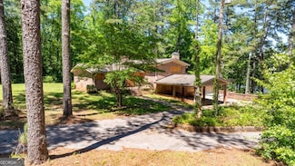 8 Canterbury Dr, Newnan, GA 30263