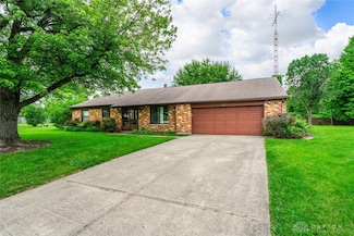 807 Sue Ln, Dayton, OH 45415