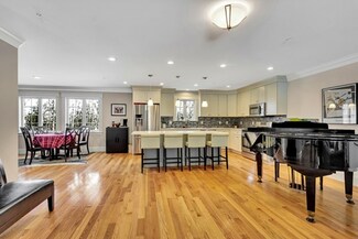 407 Page St, Avon, MA 02322