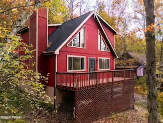 36 N Gate Ct S, Lake Ariel, PA 18436