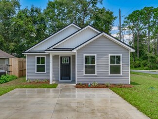 81 Lance Ln, Crawfordville, FL 32327