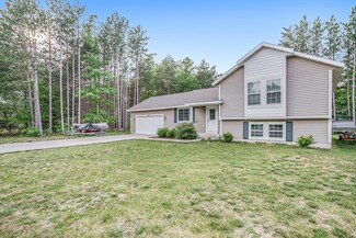 6648 Megan Ct, Muskegon, MI 49442