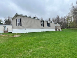 35 Lorna Ln, Glenburn, ME 04401