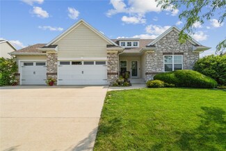 4909 Hay Field Ct SW, Cedar Rapids, IA 52404