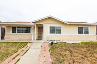 2820 S M St, Oxnard, CA 93033