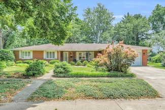 205 E Holmes St, Urbana, IL 61801