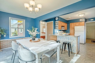 308 Nichols Rd, Monona, WI 53716