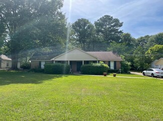 8372 Ryan Rd, Montgomery, AL 36117
