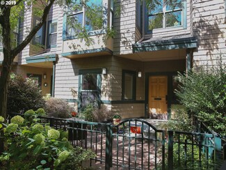 715 SE 34th Ave, Portland, OR 97214