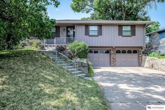 10329 V St, Omaha, NE 68127