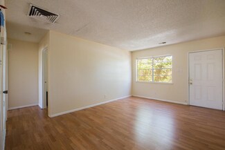 440 Princeton Dr SE, Albuquerque, NM 87106