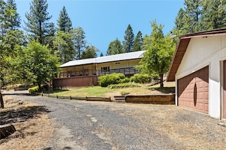 6720 Hupp Coutolenc Rd, Magalia, CA 95954