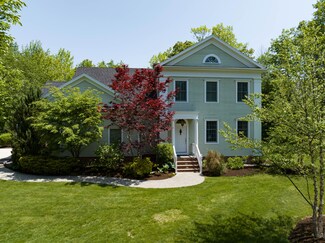 114 Court St, Belfast, ME 04915