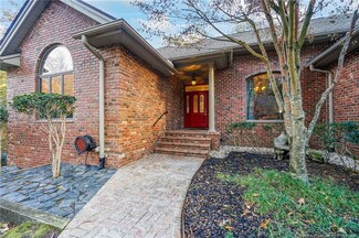 478 Loblolly Dr, Vass, NC 28394