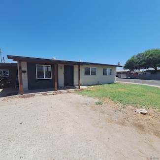 930 E 25th St, Yuma, AZ 85365