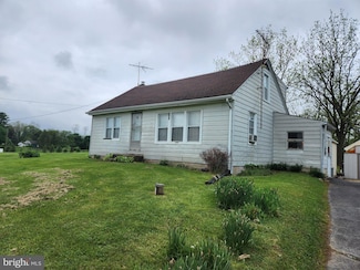 455 Petersburg Rd, Carlisle, PA 17015