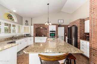 908 N Creston, Mesa, AZ 85213