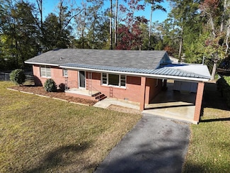 1701 Whitehurst St, Thomasville, GA 31792