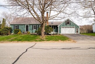 38 Riverview Dr, Newbury, MA 01951