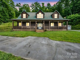 621 Cherryfield Creek Rd, Brevard, NC 28712