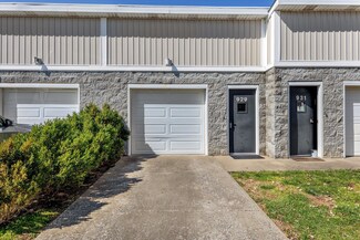 929 McClanahan Ln, Lexington, KY 40509