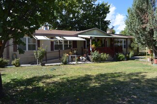 2 Geraldine Ct, Los Lunas, NM 87031