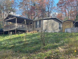 883 Pine Glade Rd, Rural Retreat, VA 24368
