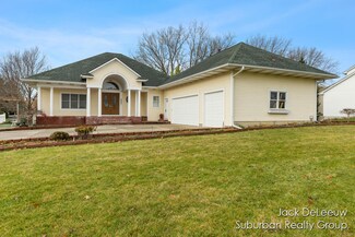 6219 Walton Heath Dr, Hudsonville, MI 49426