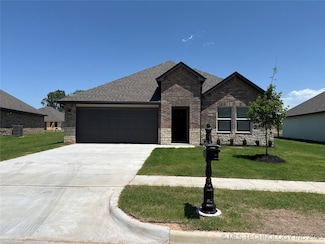15557 S 74th Ave E, Bixby, OK 74008