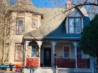 579 E 29th St, Brooklyn, NY 11210