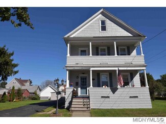 34 Floyd St, New York Mills, NY 13417