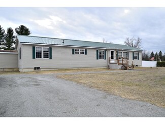 67 Guilder Ln, Milton, VT 05468