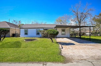 9510 Chesterfield Dr, Houston, TX 77051