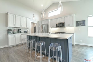 126 S 92nd St, Lincoln, NE 68520