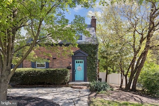 3418 8th St S, Arlington, VA 22204
