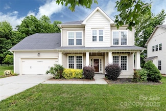 10125 Loch Lomond Dr, Charlotte, NC 28278