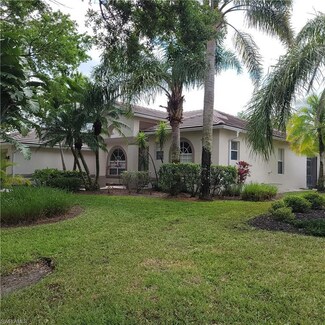 869 Grand Rapids Blvd, Naples, FL 34120