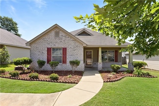 2715 Brittany Ln, Opelika, AL 36804