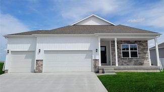 25070 Eagle Vista Dr, Adel, IA 50003