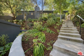8811 Wonderland Ave, Los Angeles, CA 90046