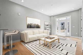 60 Cross St E Unit 105, Somerville, MA 02145