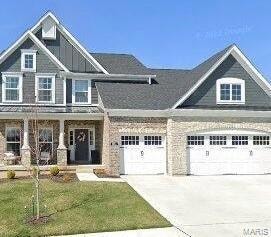 1233 Fienup Lake Dr, Chesterfield, MO 63005